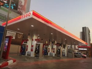 خرید پمپ بنزین در کانادا
